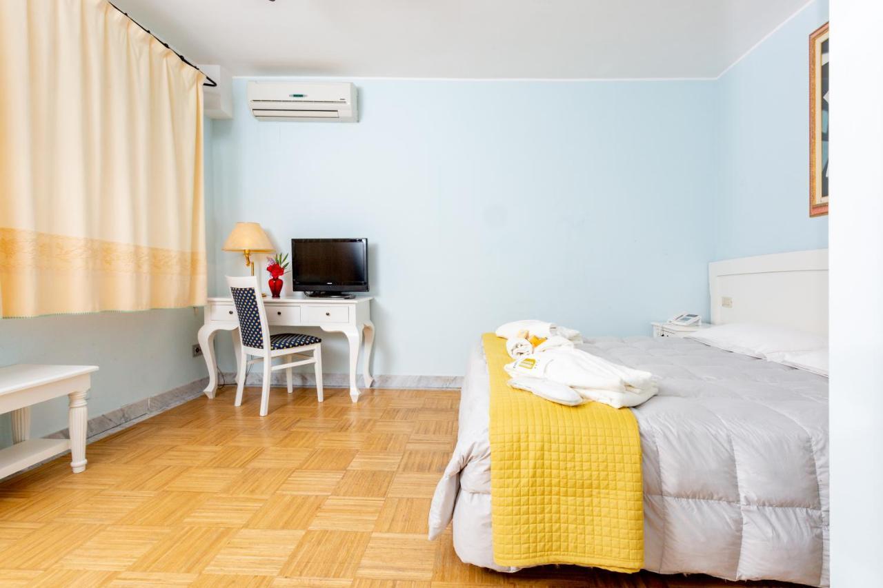 Hotel Marini